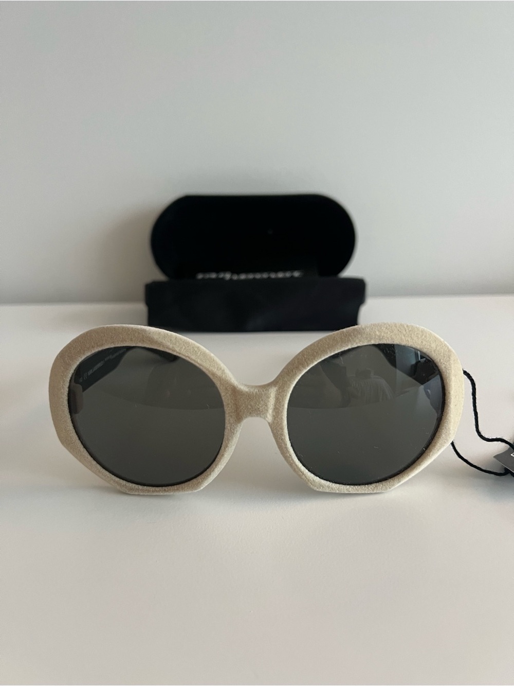 Karl Lagerfeld Cream Textured Oval Sunglasses with Dark Lenses